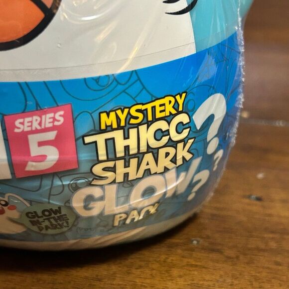 Lanky Box Thicc Shark Blind Box new sealed - Picture 2 of 4